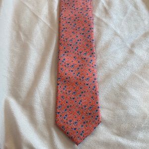 Perry Ellis Portfolio pink floral tie